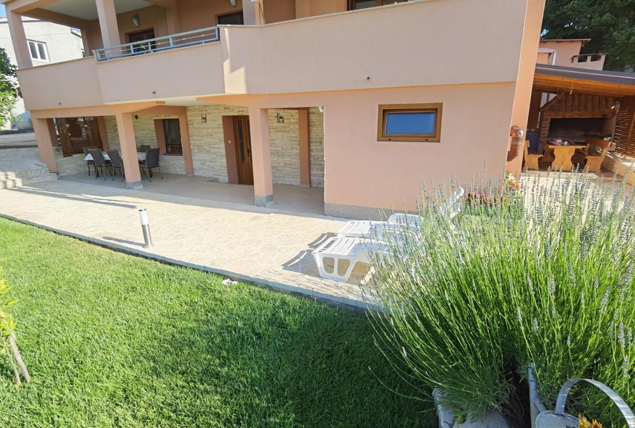 Apartman Bura Apartment Posedarje Bagian luar foto
