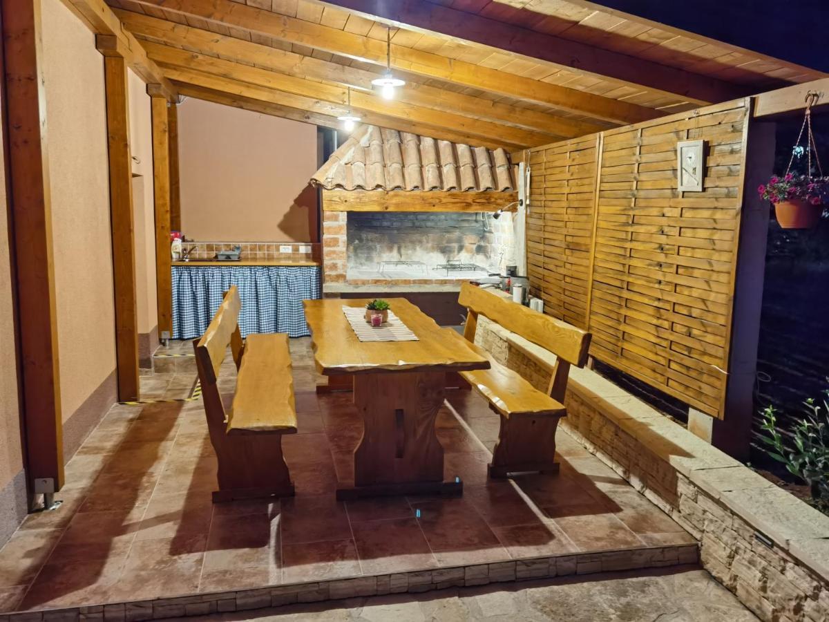 Apartman Bura Apartment Posedarje Bagian luar foto