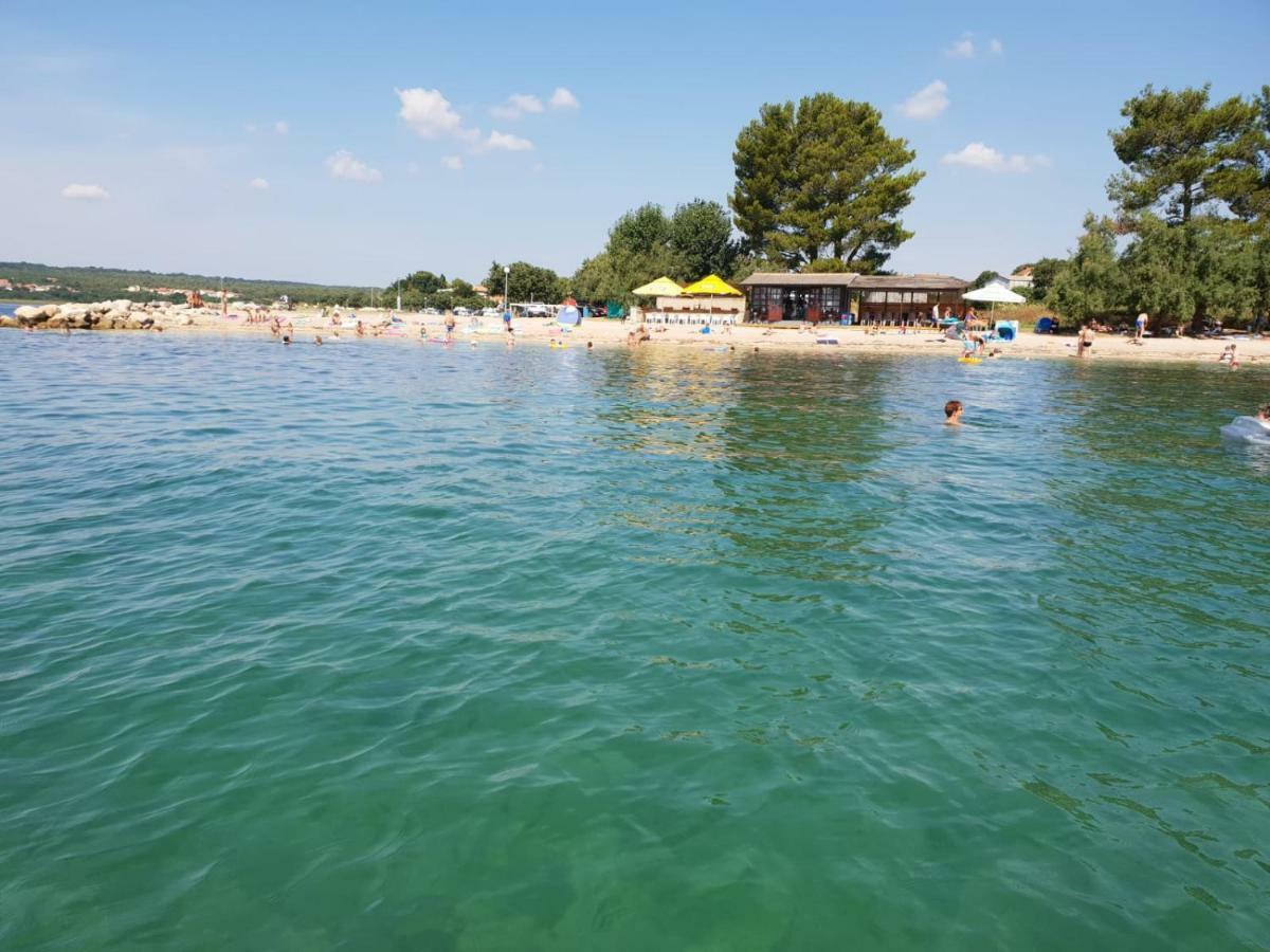 Apartman Bura Apartment Posedarje Bagian luar foto